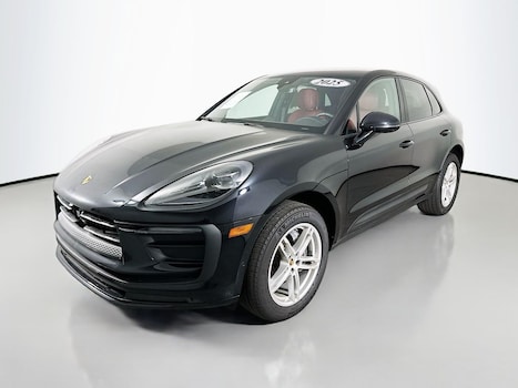 2025 Porsche Macan SUV