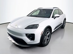 2026 Porsche Macan Electric 4S SUV