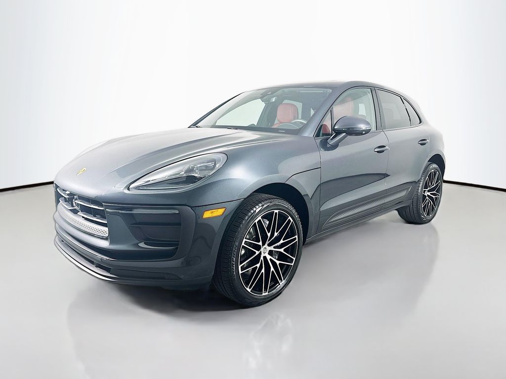 2026 Porsche Macan's photo