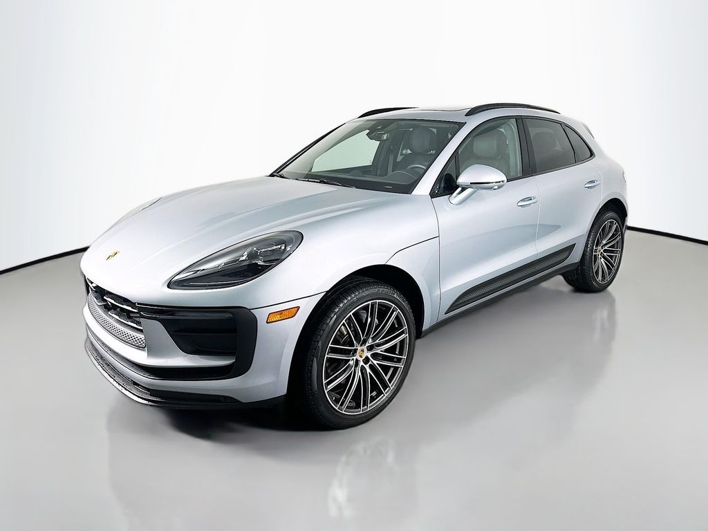 2026 Porsche Macan's photo