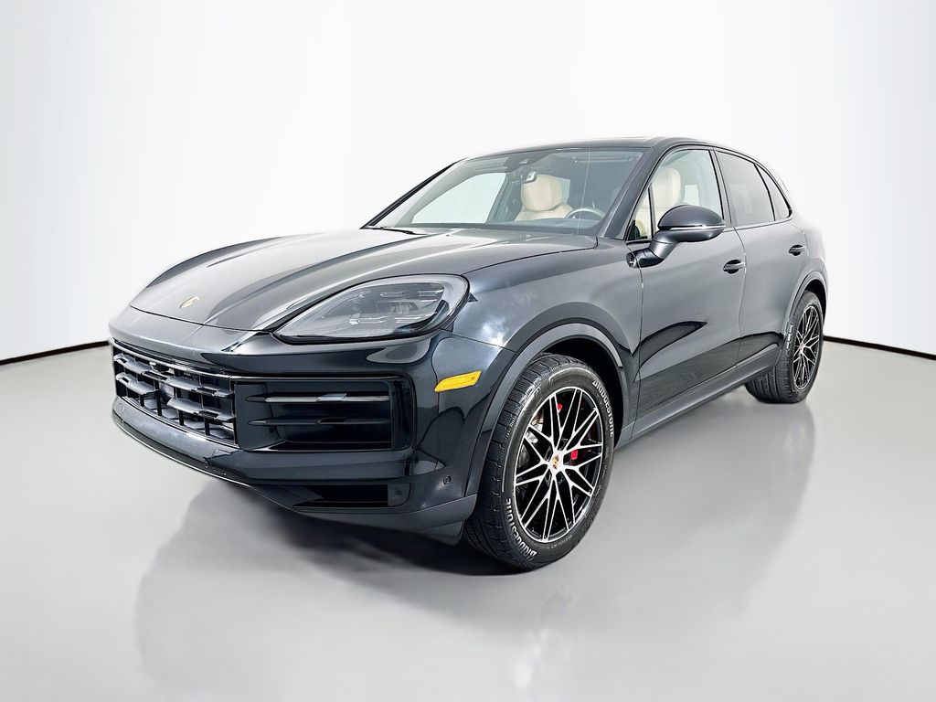 2025 Porsche Cayenne S's photo