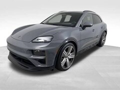 2025 Porsche Macan Electric Turbo SUV