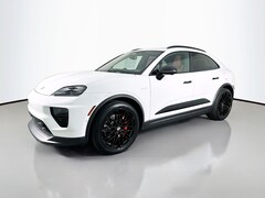 2026 Porsche Macan Electric 4S SUV