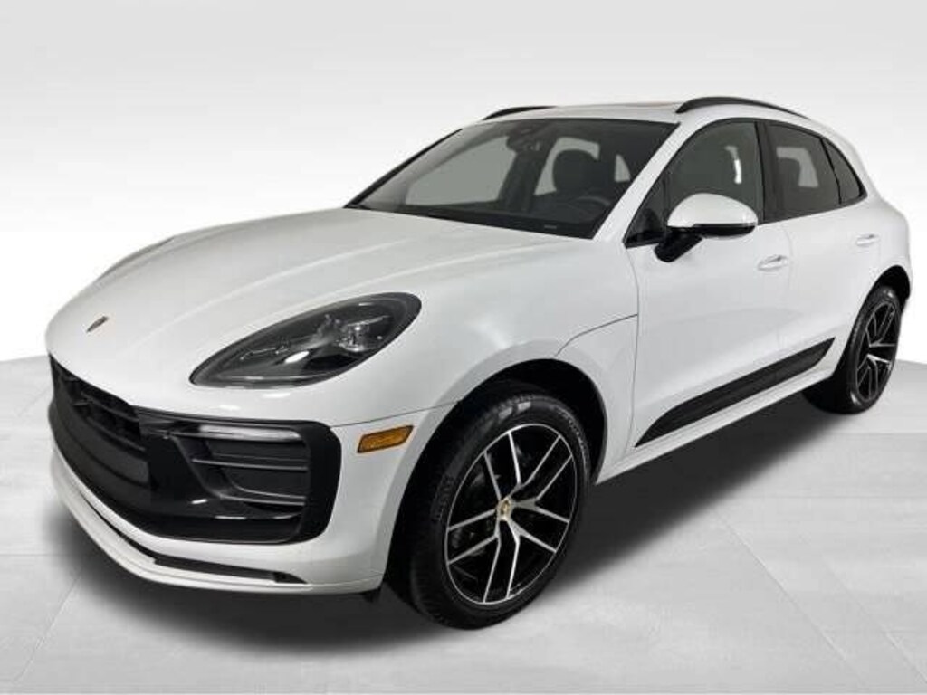 New 2025 Porsche Macan  SUV