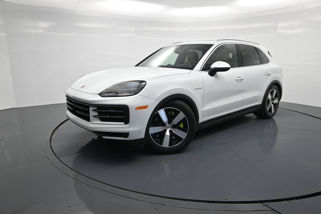 Certified 2026 Porsche Cayenne E-Hybrid S SUV