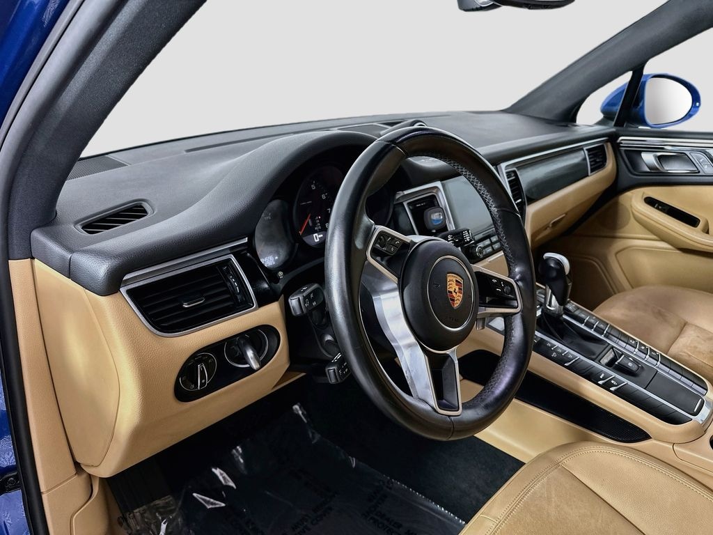 Used 2018 Porsche Macan SUV