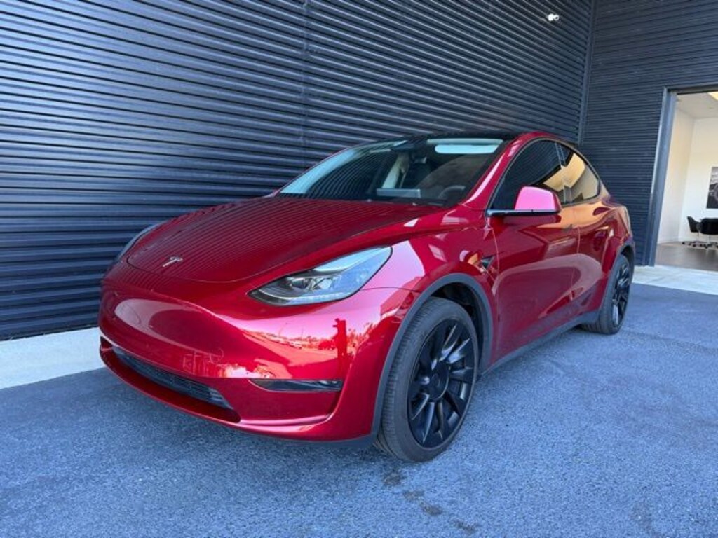Used 2024 Tesla Model Y Long Range SUV