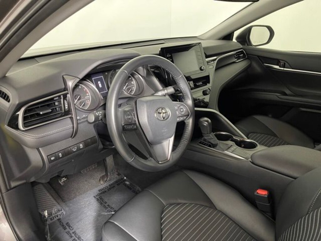 Used 2023 Toyota Camry SE Sedan