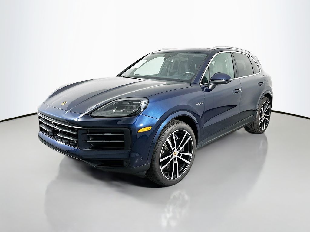 2024 Porsche Cayenne E-Hybrid's photo