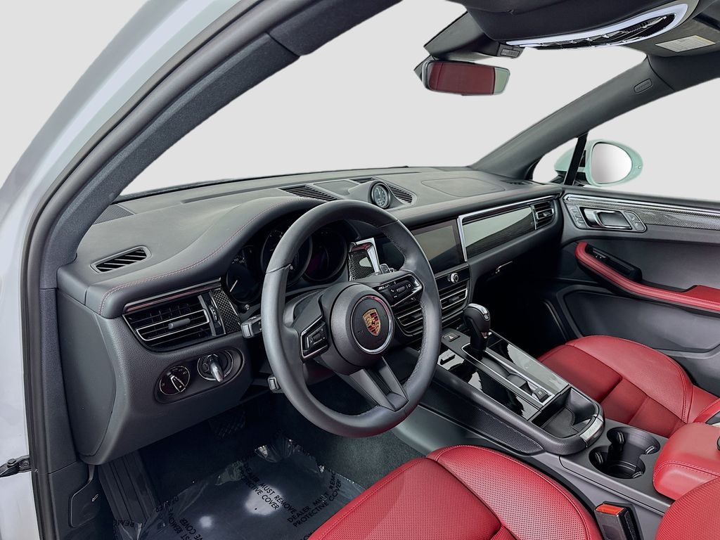 New 2025 Porsche Macan SUV