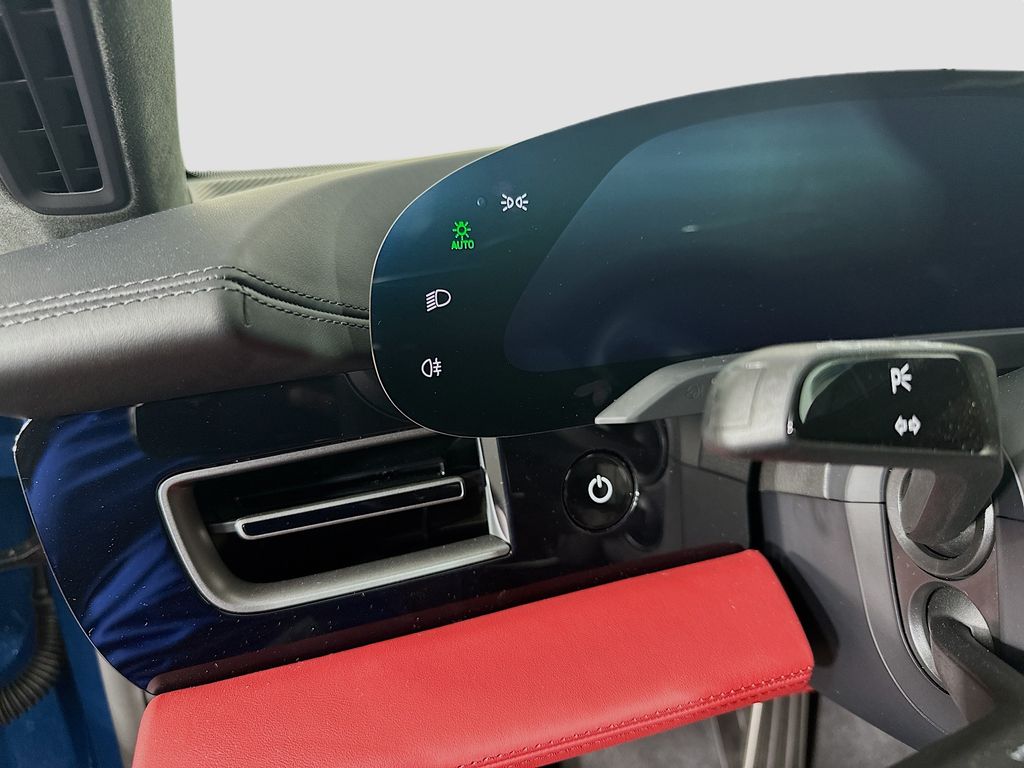 2026 Porsche Taycan S - Photo 11