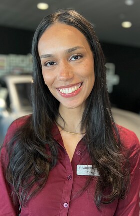 Staff member Zoralis Saez from ID_8db765d177eb