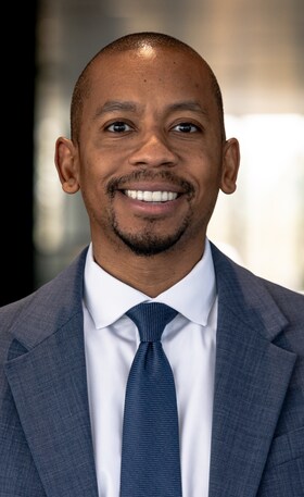 Staff member Mike Smith from ID_04350cff8a9b