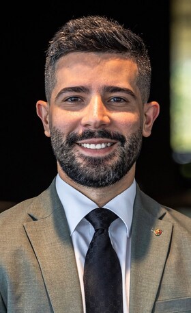 Staff member Ricardo Rivera from ID_04350cff8a9b