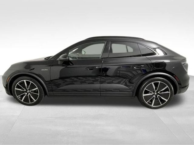 Certified 2024 Porsche Macan Base with VIN WP1AA2XA7RL003545 for sale in Orlando, FL