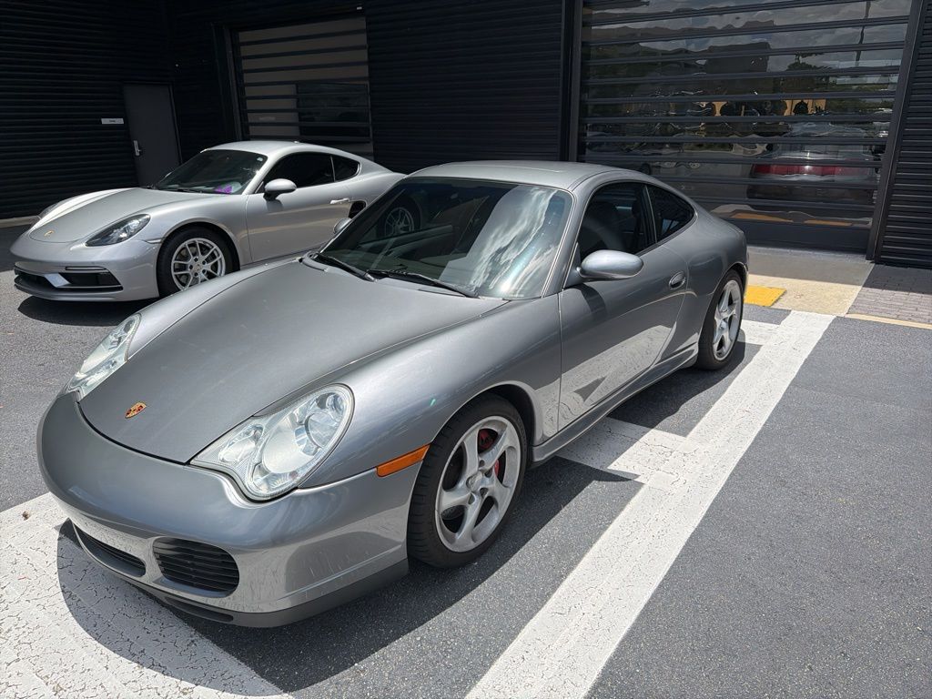 2004 Porsche 911 Carrera 4S Coupe's photo