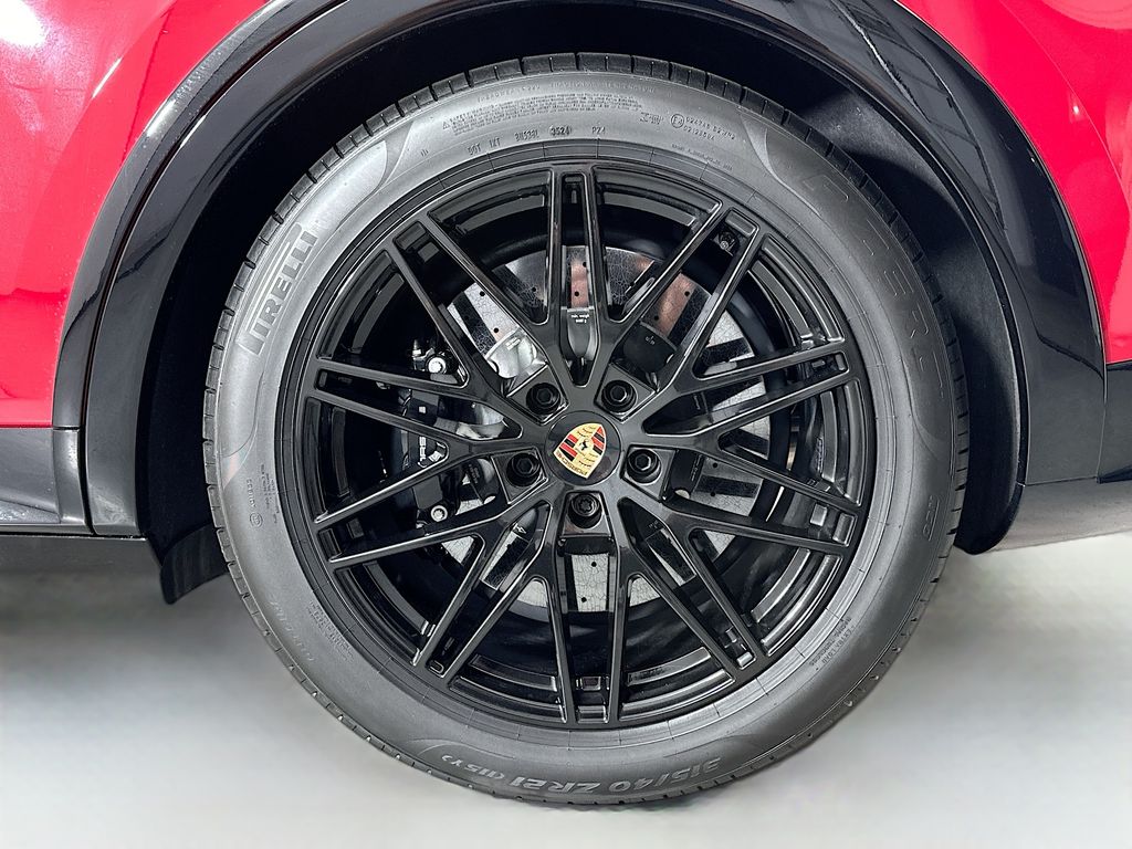 2025 Porsche Cayenne GTS - Photo 33
