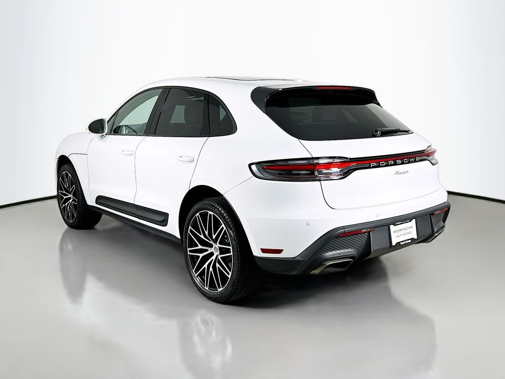 2026 Porsche Macan's photo