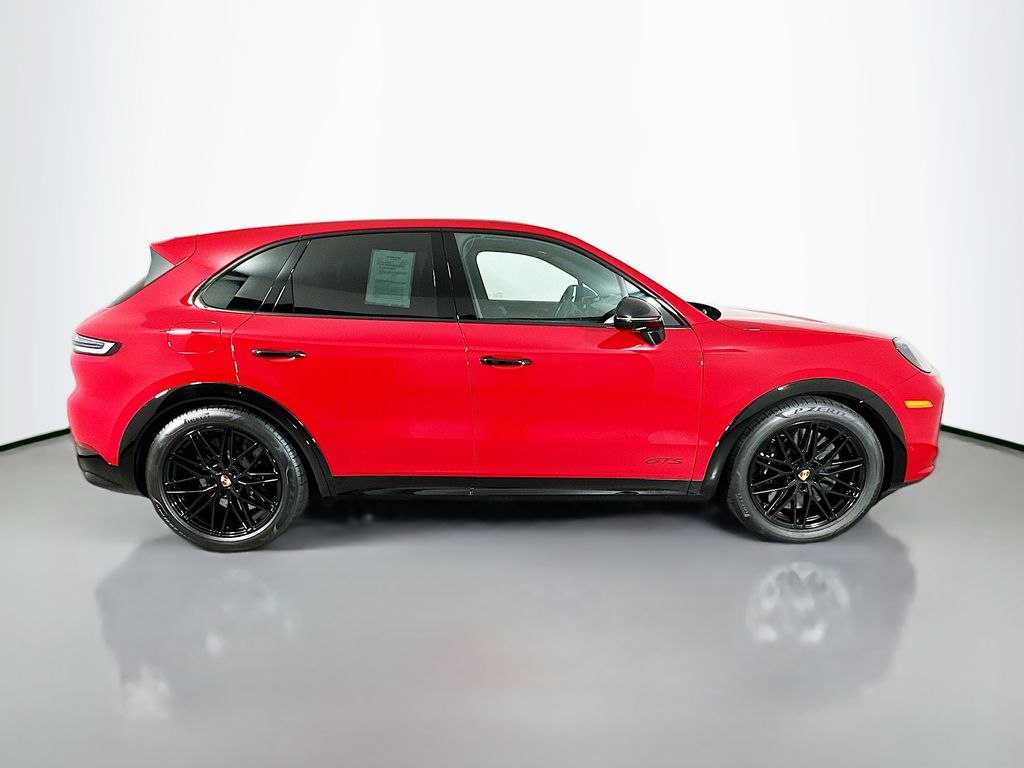 2025 Porsche Cayenne GTS - Photo 8