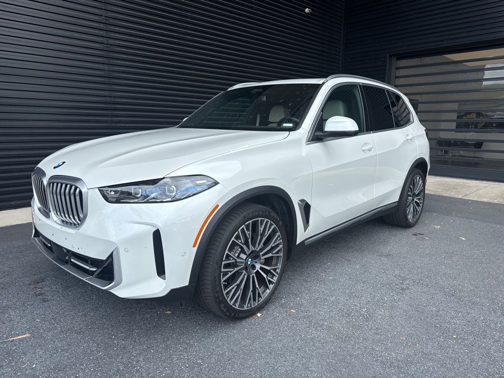 2025 BMW X5 xDrive40i's photo