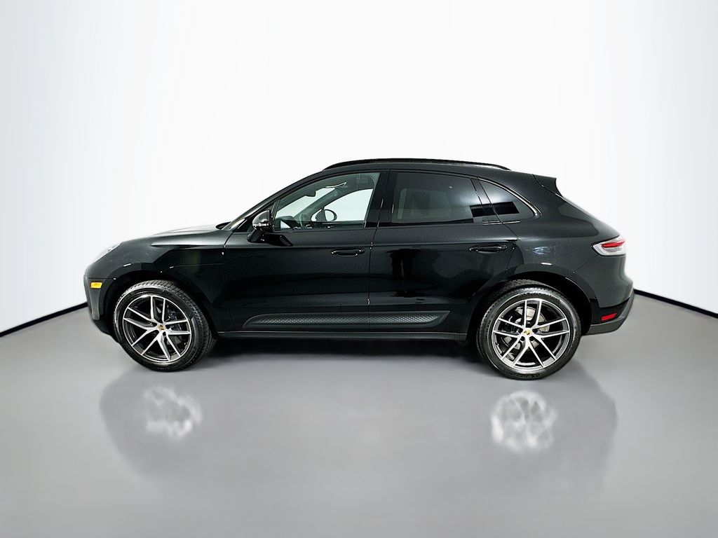 2026 Porsche Macan's photo