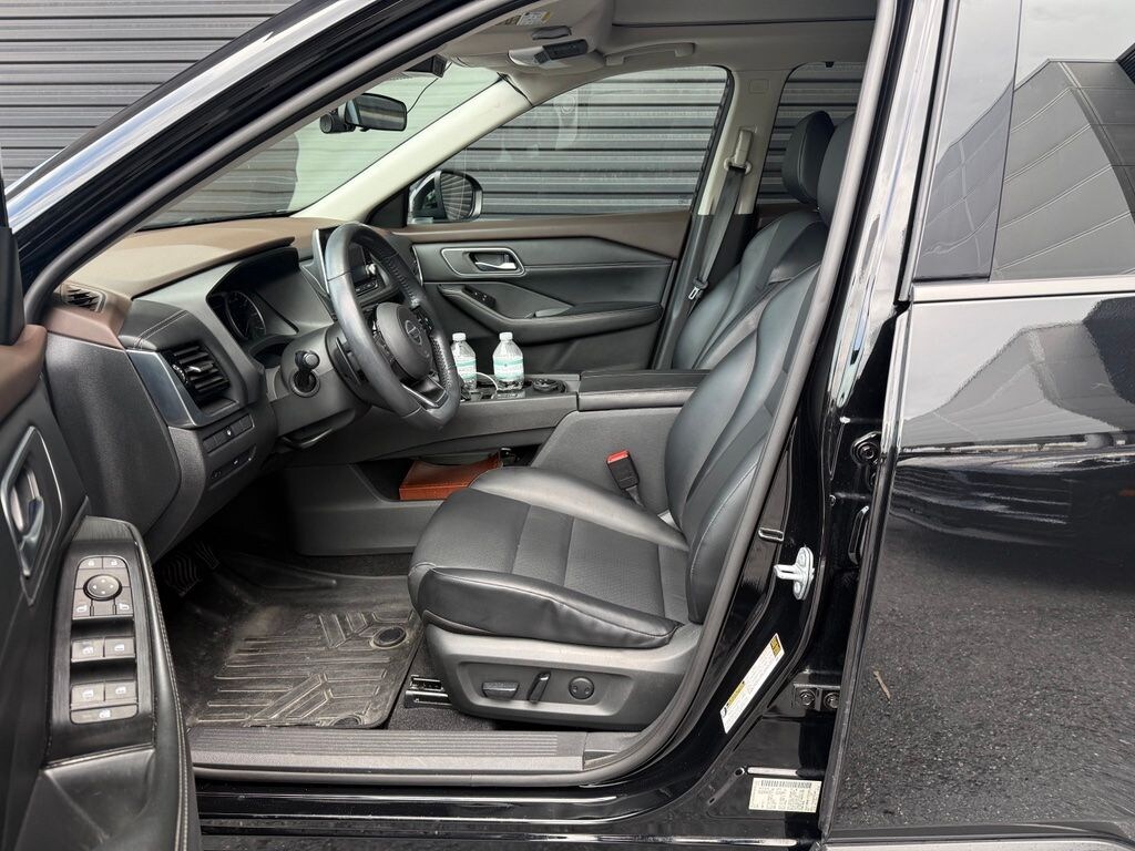 Used 2021 Nissan Rogue SV SUV