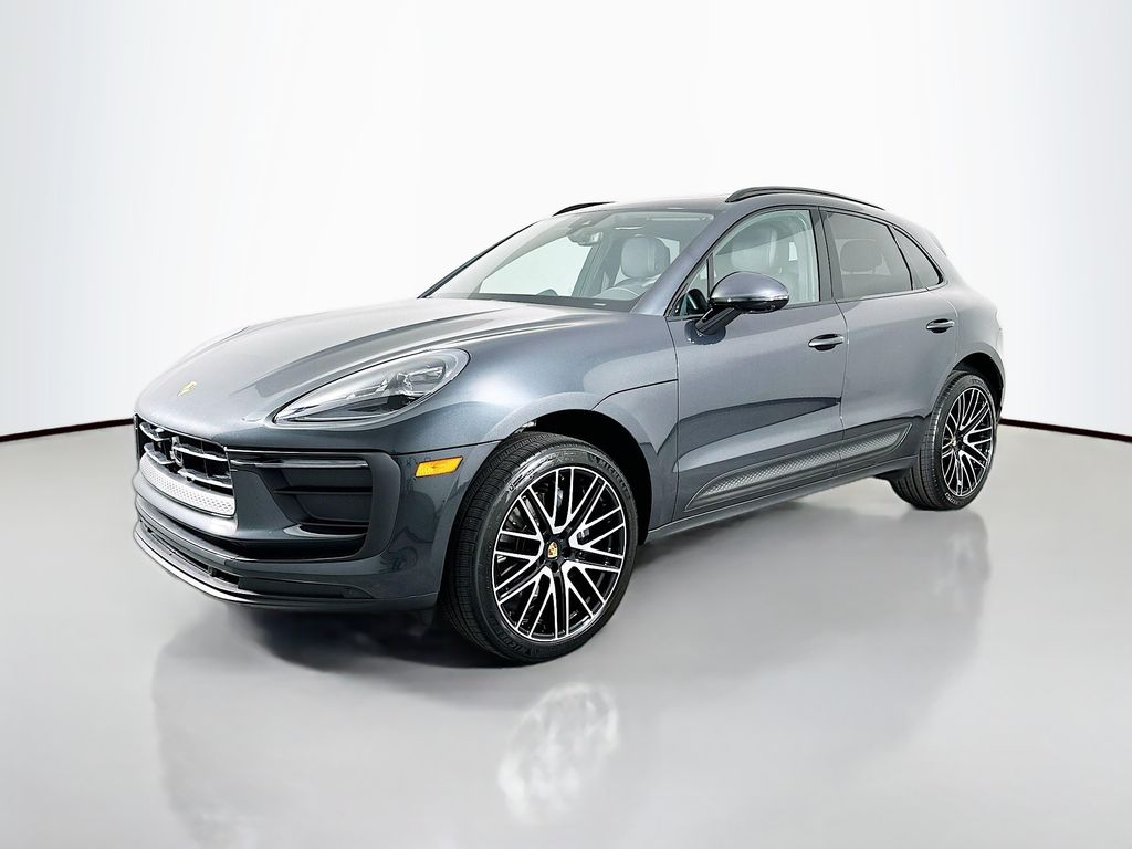 2026 Porsche Macan's photo