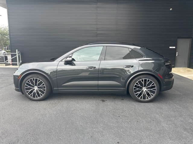 Certified 2024 Porsche Macan Base with VIN WP1AA2XA5RL000451 for sale in Orlando, FL