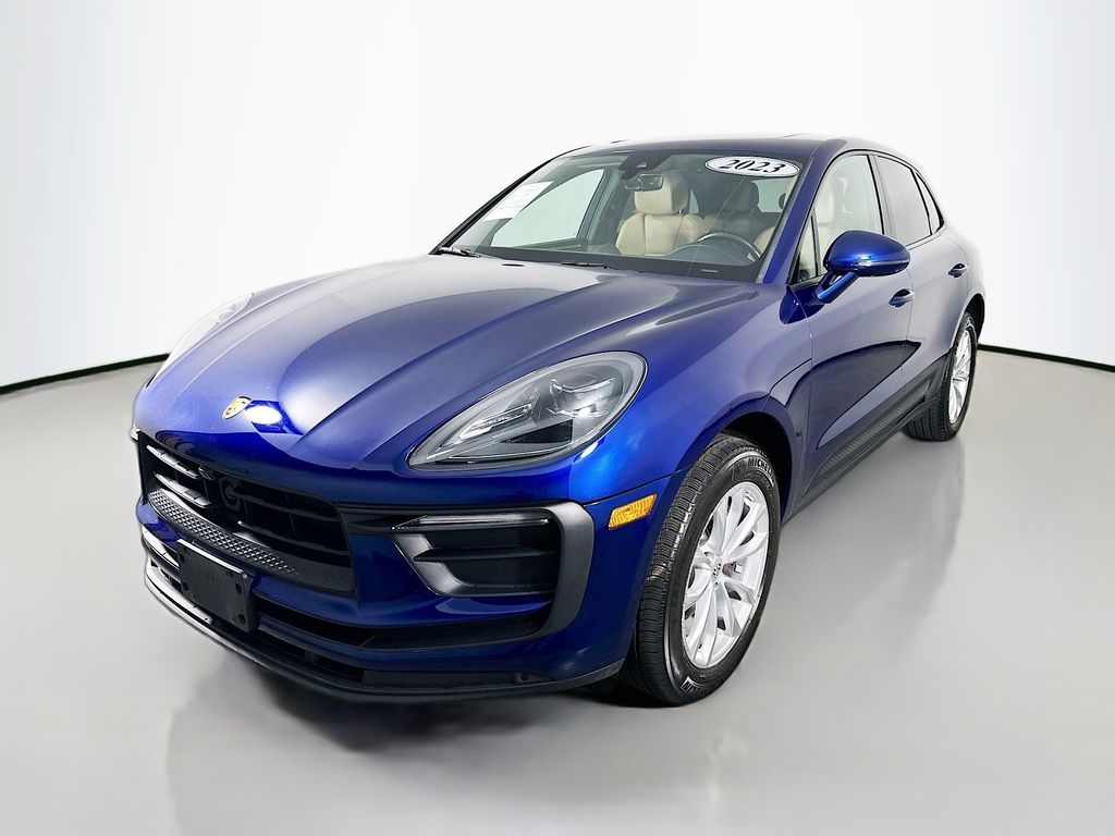 2023 Porsche Macan's photo
