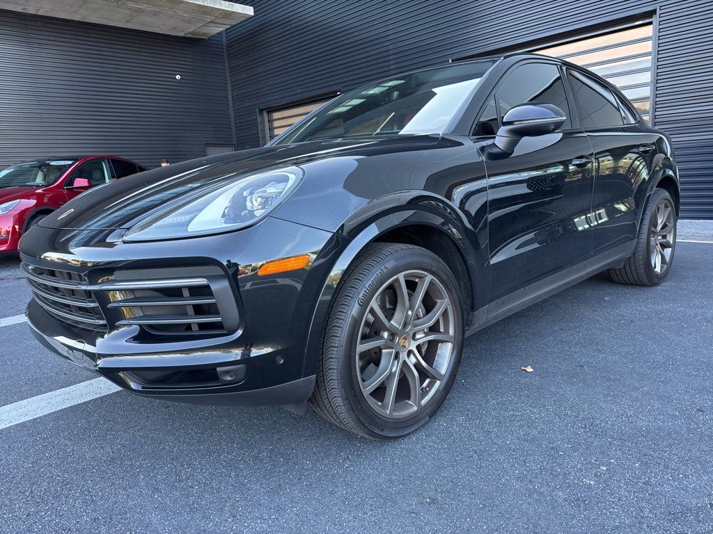 2023 Porsche Cayenne Coup Platinum Edition's photo
