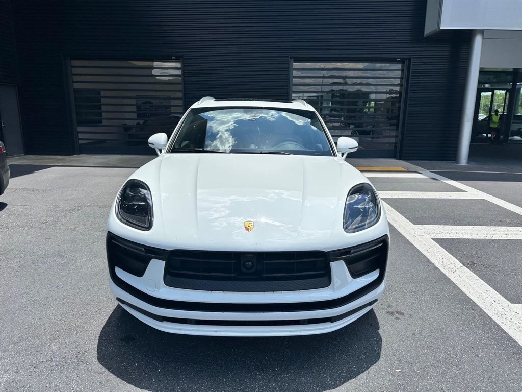 Certified 2024 Porsche Macan SUV