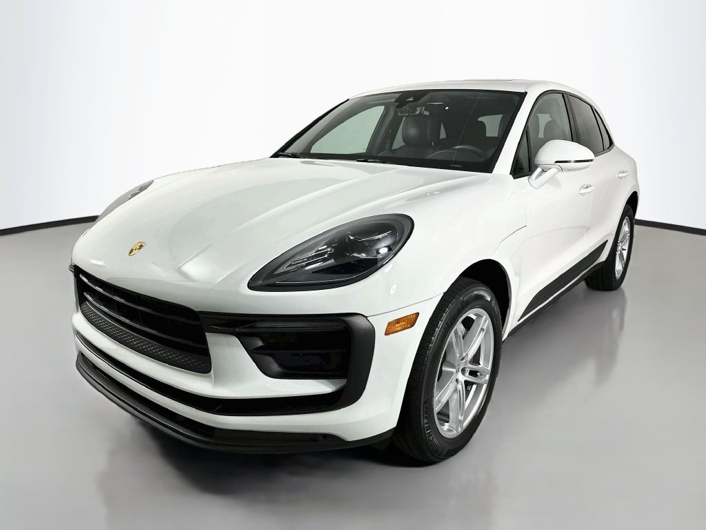 2022 Porsche Macan