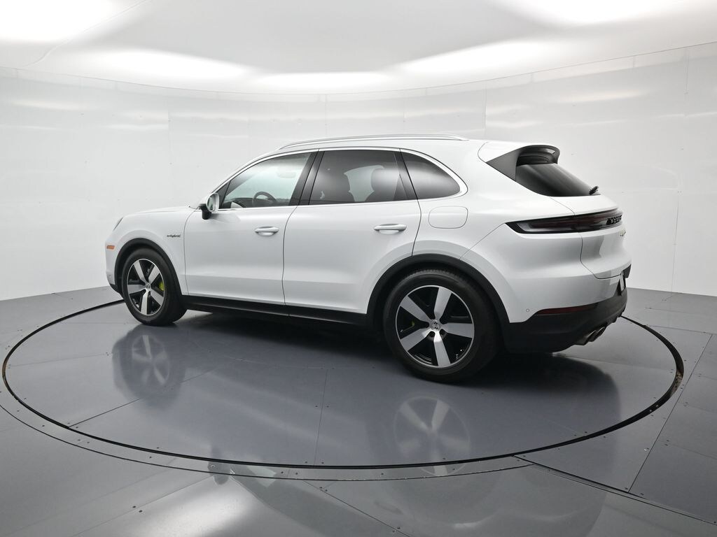 Certified 2026 Porsche Cayenne E-Hybrid S SUV