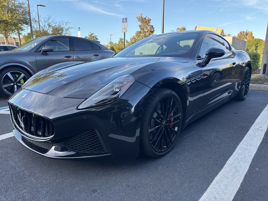 2024 Maserati GranTurismo Modena's photo