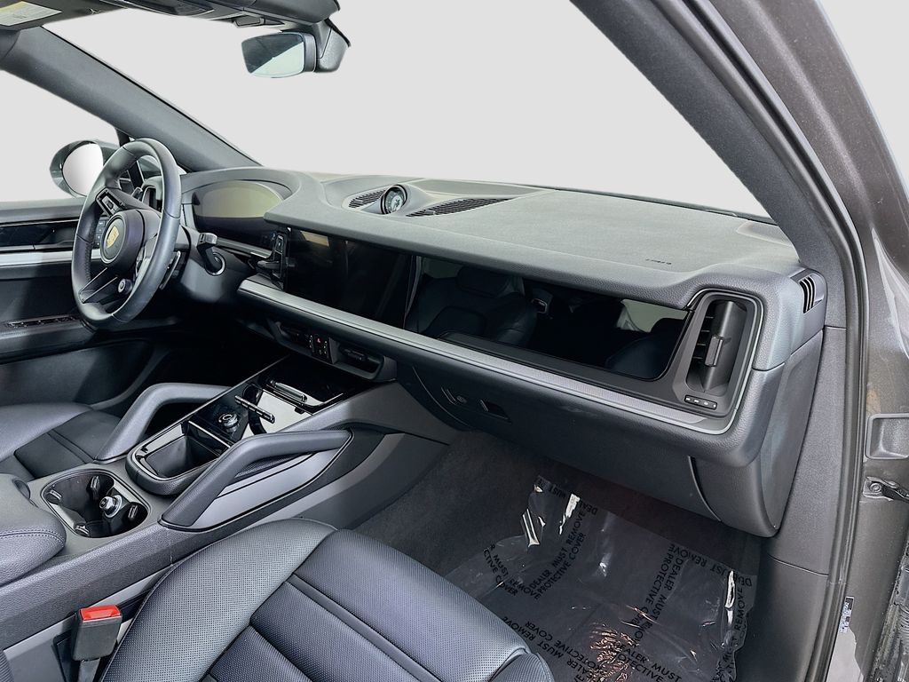 2025 Porsche Cayenne Coup E-Hybrid - Photo 31