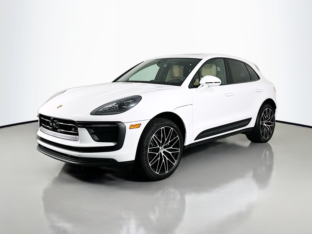 2025 Porsche Macan T's photo