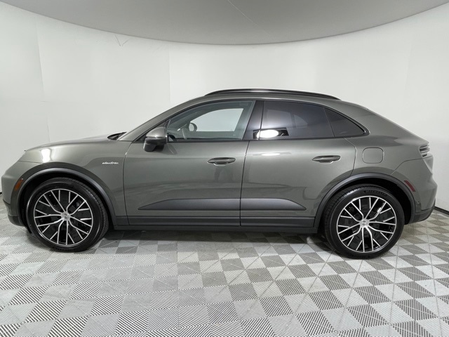 Certified 2025 Porsche Macan Base with VIN WP1AD2XAXSL075711 for sale in Orlando, FL
