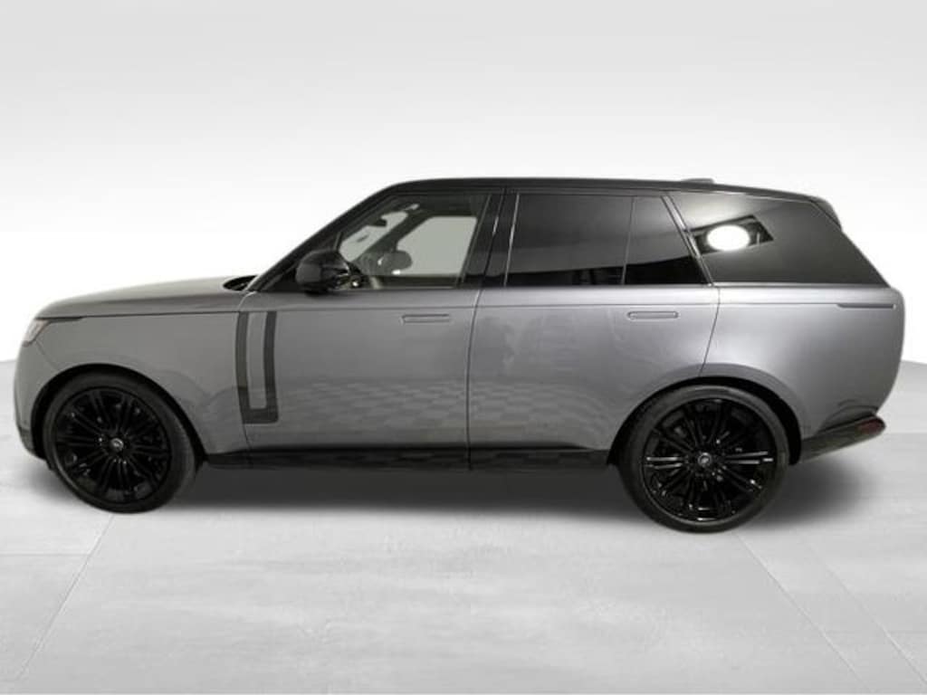 Used 2025 Land Rover Range Rover SE SUV