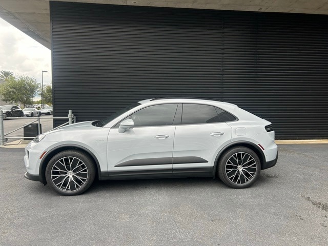 Certified 2024 Porsche Macan Base with VIN WP1AA2XAXRL002132 for sale in Orlando, FL