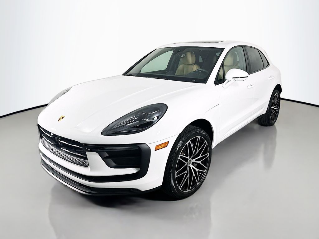 2026 Porsche Macan's photo