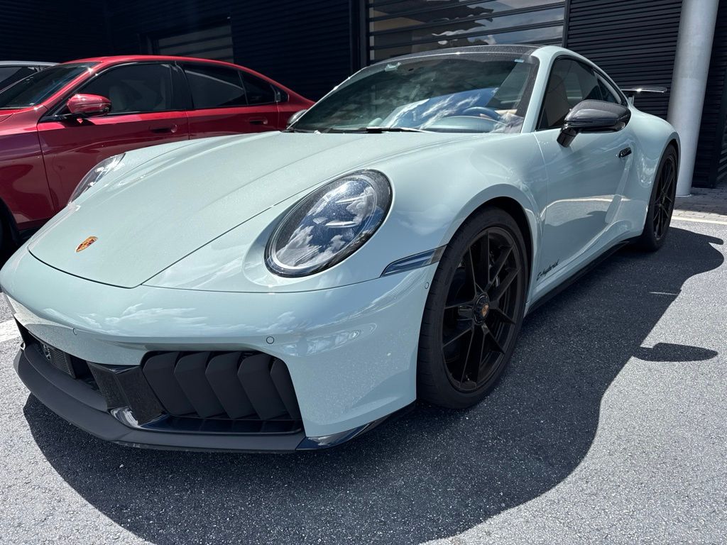 2026 Porsche 911 Carrera GTS