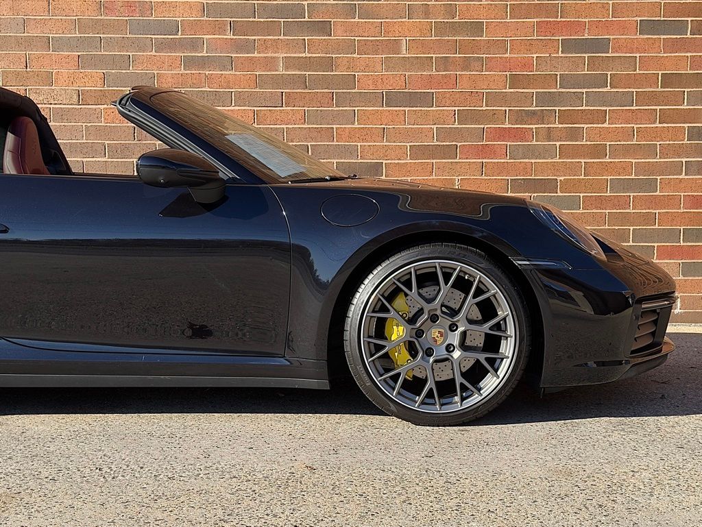 2021 Porsche 911 S - Photo 11