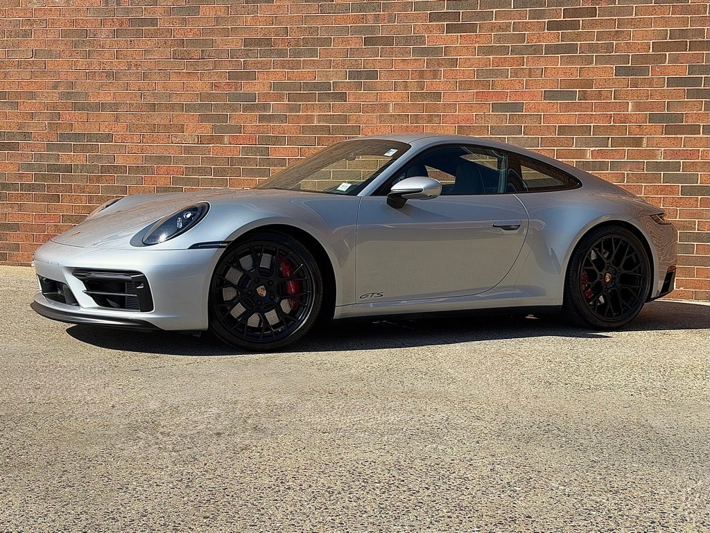 2022 Porsche 911 GTS