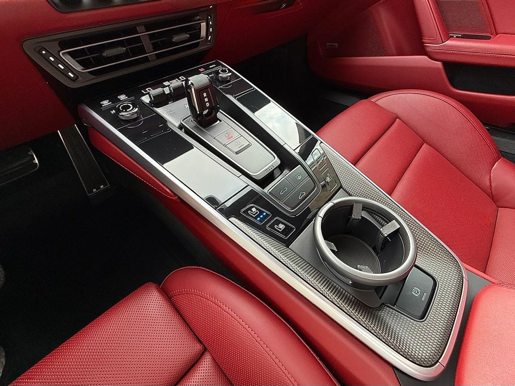 2022 Porsche 911 Turbo S - Photo 16