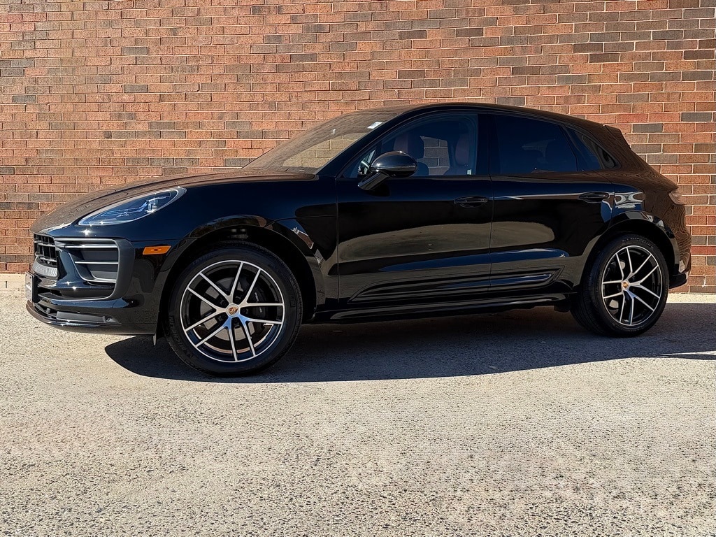 2024 Porsche Macan Base