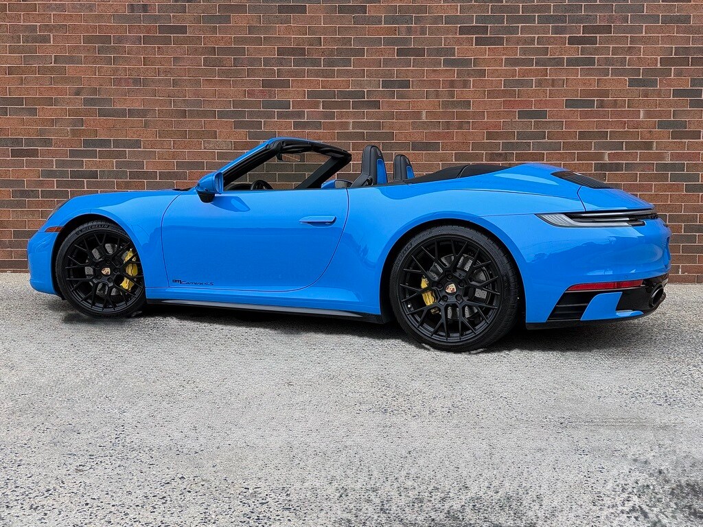 2023 Porsche 911 4S photo 3