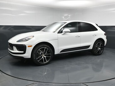 2026 Porsche Macan SUV