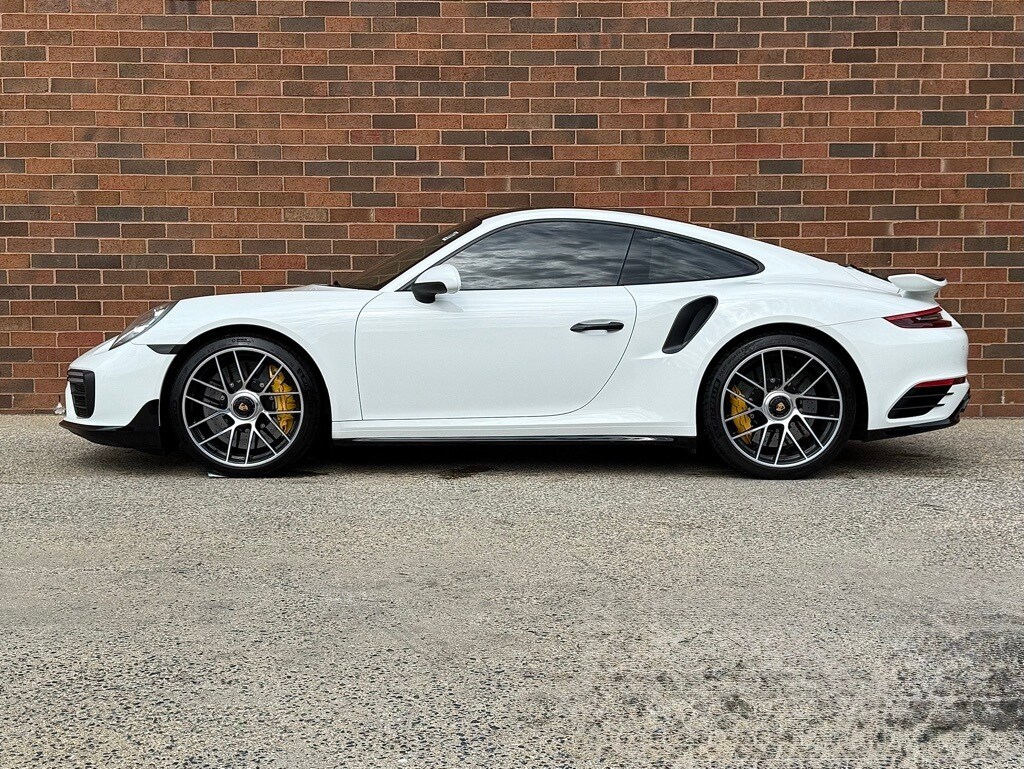 2019 Porsche 911 Turbo S photo 2
