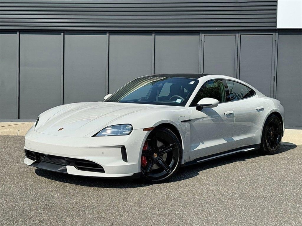 New Porsche Taycan For Sale in Freeport NY
