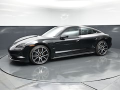 2026 Porsche Taycan 4 Sedan